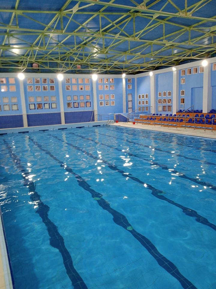 المسبح النصف أولمبي 18 فبراير